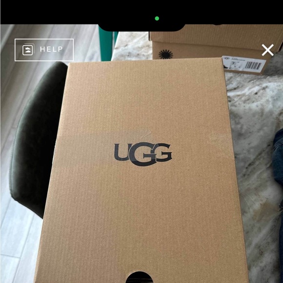 BRAND NEW UGGS NEVER WORN - Picture 3 of 3